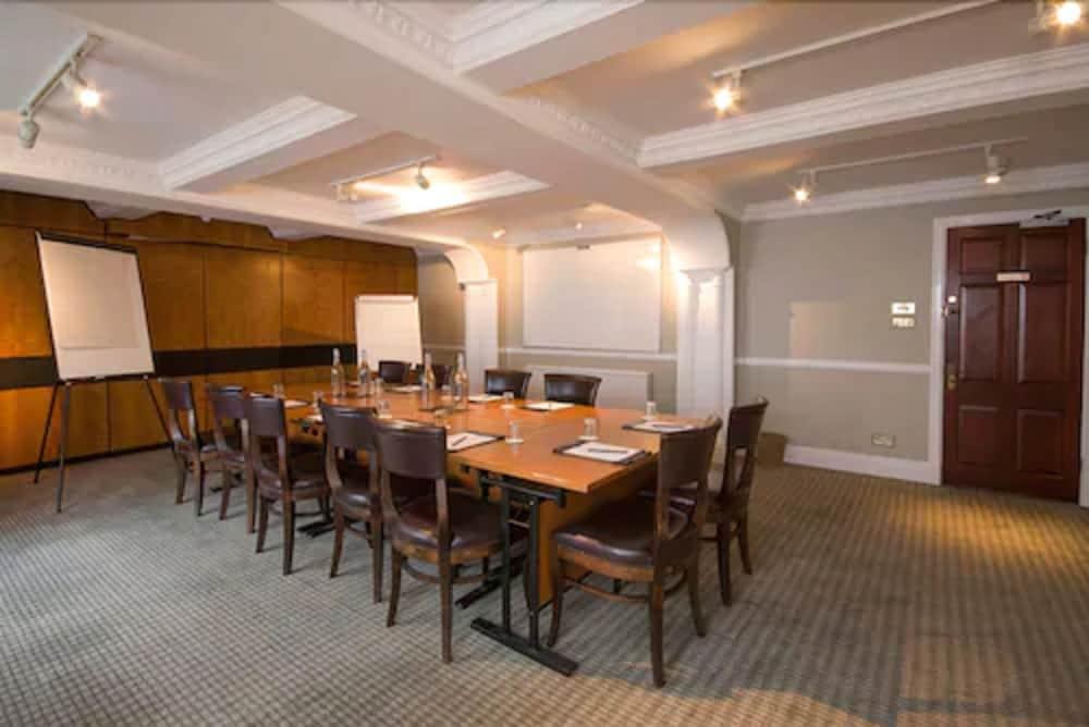 Hatton Court Hotel Γκλόστερ Εξωτερικό φωτογραφία